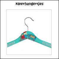 kleerhangertjes voor al die leuke babykleertjes