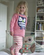 http://myshop.s3-external-3.amazonaws.com/shop1127500.pictures.pyjama.uil.aan.kl.jpg