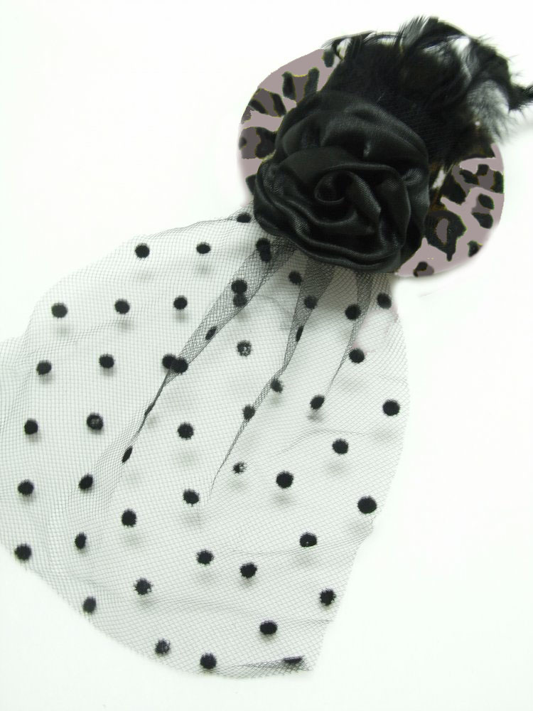 Fascinators hats � 10 cm.