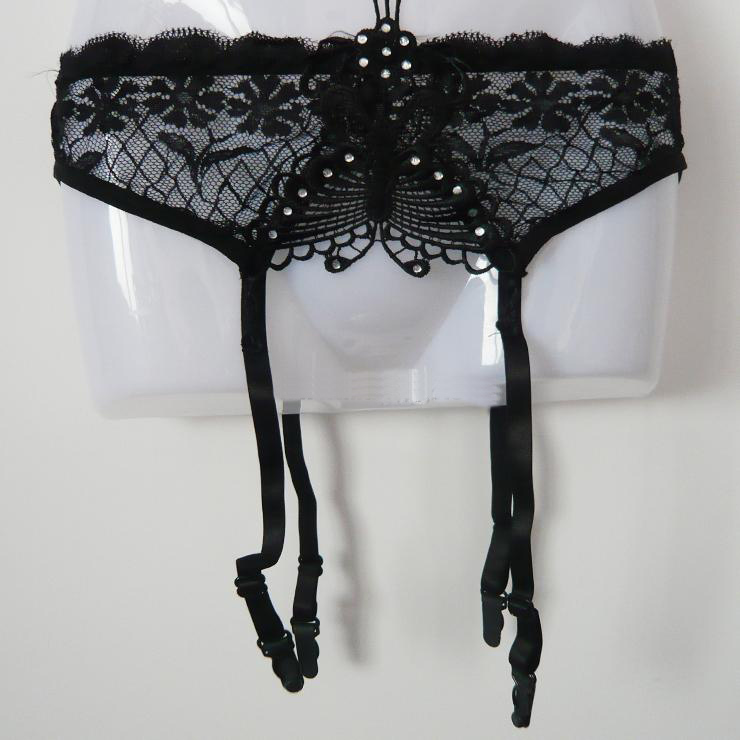 Suspender belt