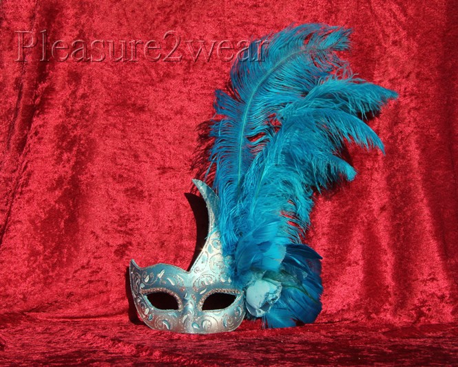 Cigno feather mask