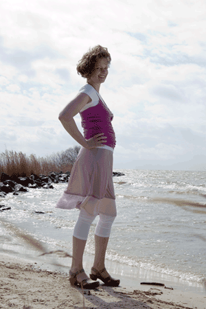 http://myshop.s3-external-3.amazonaws.com/shop2074100.pictures.roos1.gif