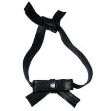 http://myshop.s3-external-3.amazonaws.com/shop2076500.pictures.BS-blackbowie-swarovsky-necklace-pl.jpg