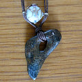 http://myshop.s3-external-3.amazonaws.com/shop2385200.pictures.Ketting_G-B5_kl.jpg