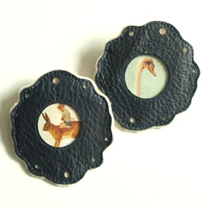 Broche Mir blauw