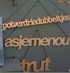 Muurwoord Asjemenou