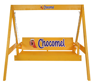 Schommelbank in douglas hout
