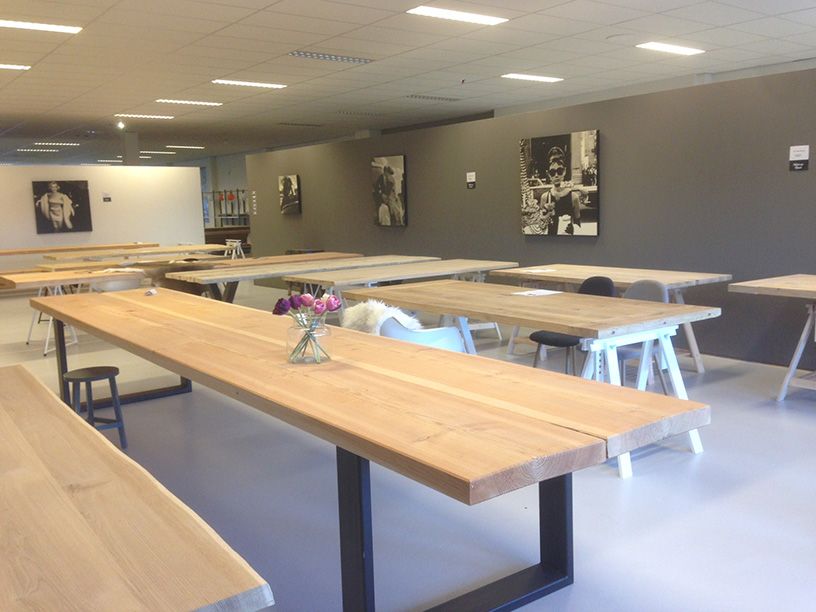 Tafel op maat showroom Eiken eetafels