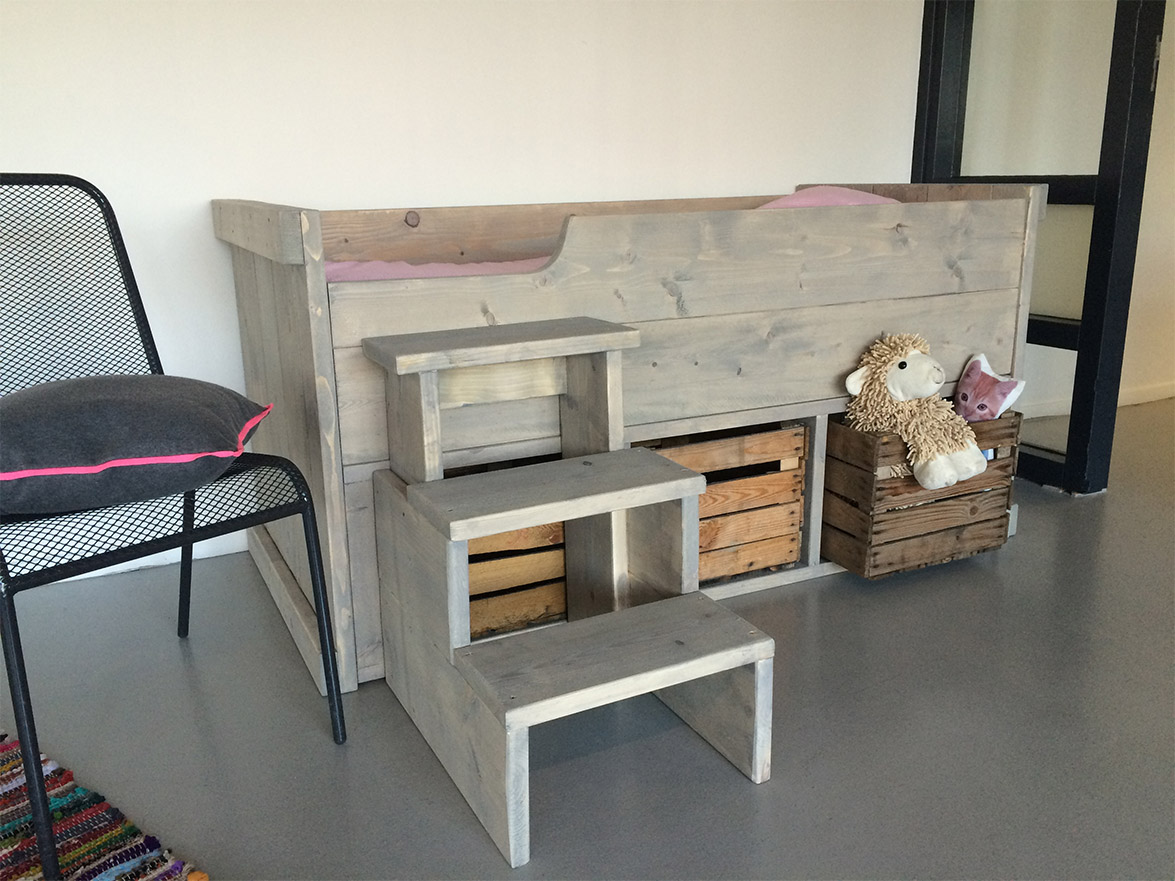 Kinderbed van stevig massief hout v.a. €99,95 (tip) kinderbedden ...