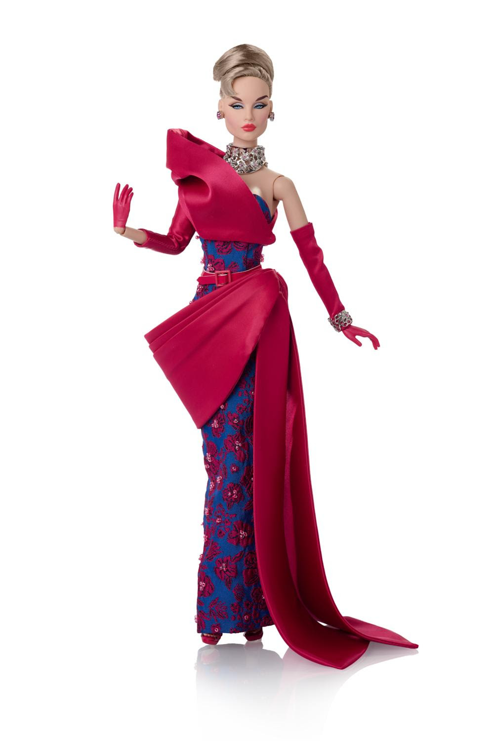 The Art Of Versatility Evelyn Weaverton&reg; Dressed Doll